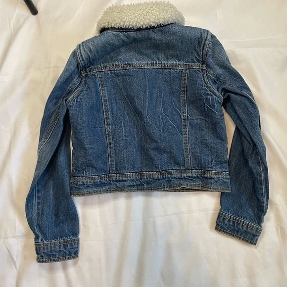 🎉HOST PICK🎉 Cat & Jack size a small (6/6x) jean wool jacket - Picture 3 of 7